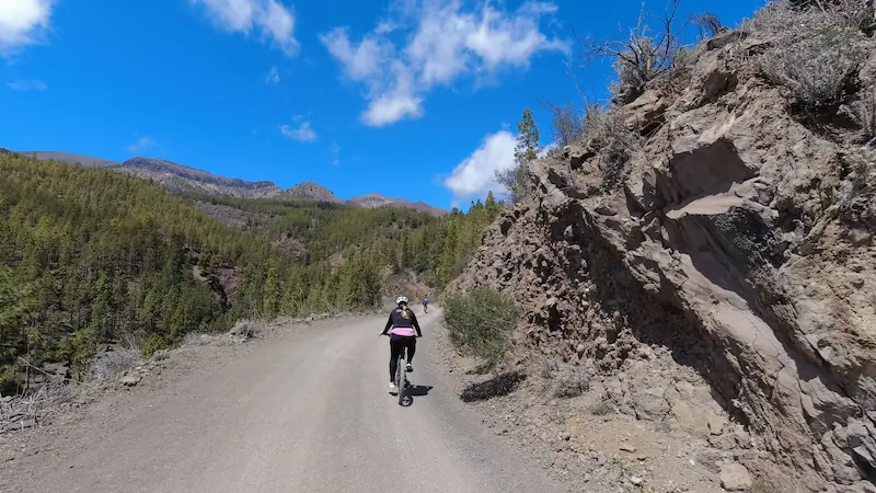 Pedaleando entre Montañas y Pinares